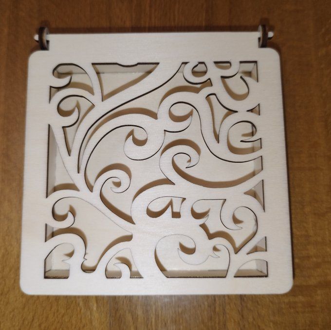 Boite en peuplier 110x110x25 Lilybox