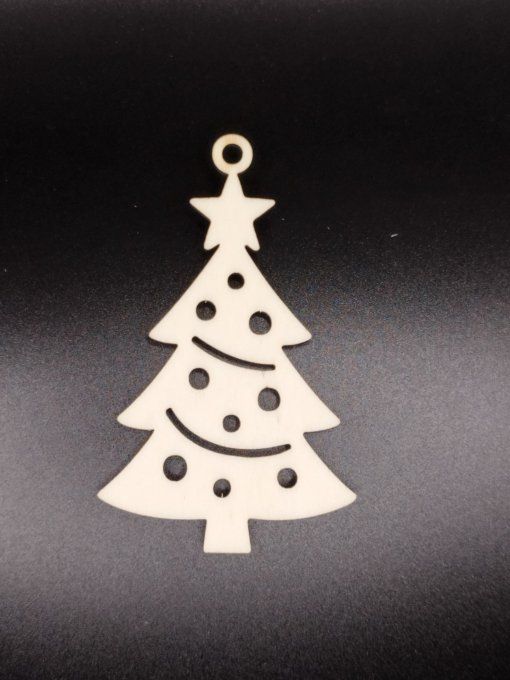 Déco forme sapin étoile à la cime